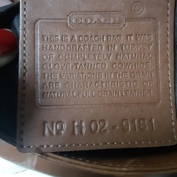 Coach Small Bucket Handbag - Picture 8 of 10